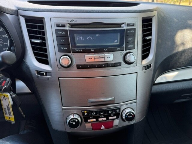 2013 Subaru Outback 2.5i Premium - Photo 10 - San Jose, CA 95131