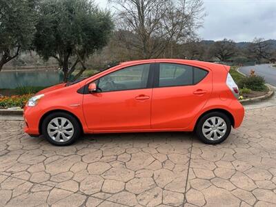 2014 Toyota Prius c Three   - Photo 2 - San Jose, CA 95131