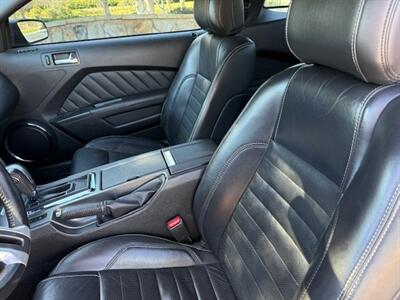 2013 Ford Mustang Premium - Photo 7 - San Jose, CA 95131