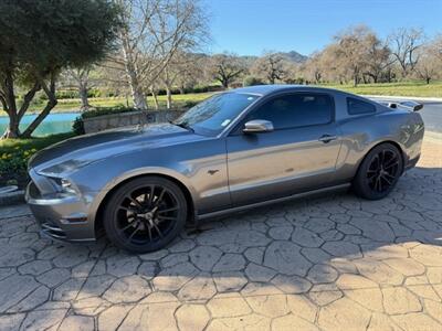 2013 Ford Mustang Premium - Photo 2 - San Jose, CA 95131