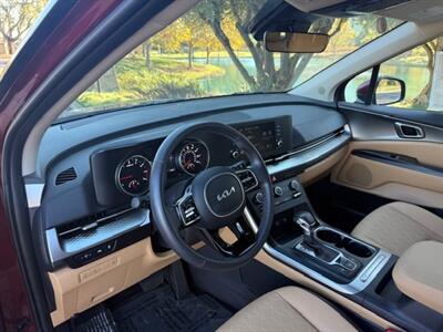 2024 Kia Carnival LX   - Photo 5 - San Jose, CA 95131