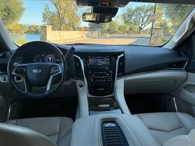 2020 Cadillac Escalade Premium Luxury   - Photo 13 - San Jose, CA 95131