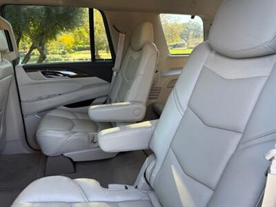 2020 Cadillac Escalade Premium Luxury   - Photo 10 - San Jose, CA 95131