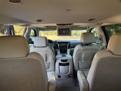 2020 Cadillac Escalade Premium Luxury   - Photo 8 - San Jose, CA 95131