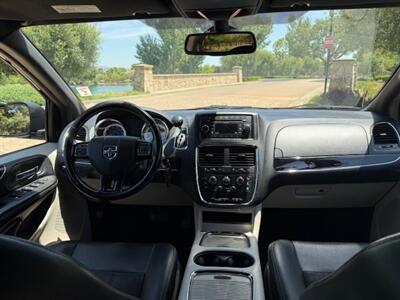 2019 Dodge Grand Caravan SXT   - Photo 4 - San Jose, CA 95131