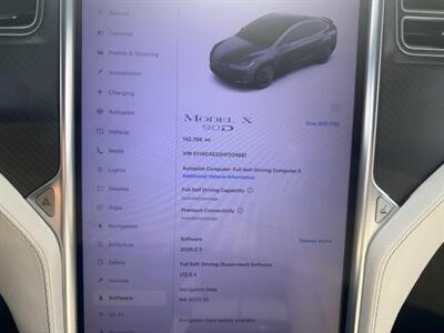 2017 Tesla Model X 90D   - Photo 11 - San Jose, CA 95131