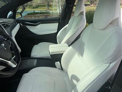 2017 Tesla Model X 90D   - Photo 8 - San Jose, CA 95131