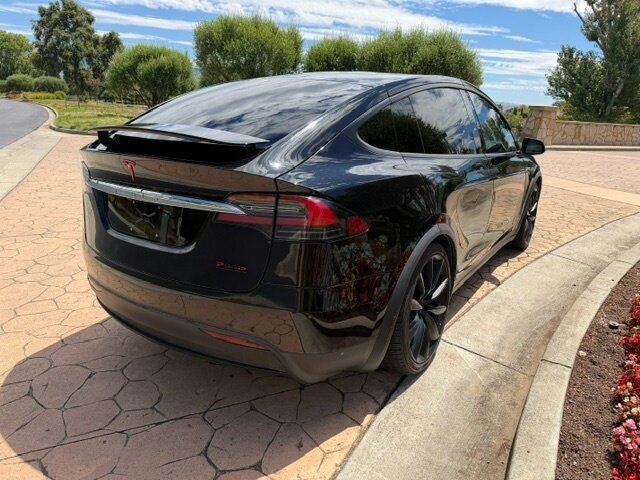 2016 Tesla Model X P90DL - Photo 5 - San Jose, CA 95131