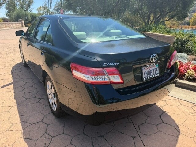 2011 Toyota Camry LE - Photo 4 - San Jose, CA 95131