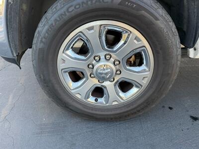 2016 RAM 2500 Laramie Mega Cab 4WD - Photo 13 - San Jose, CA 95131