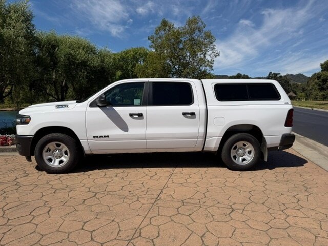 2025 RAM 1500 Crew Cab Tradesman 4x4 - Photo 2 - San Jose, CA 95131