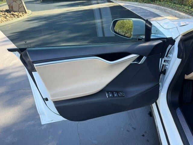 2015 Tesla Model S 75 - Photo 17 - San Jose, CA 95131