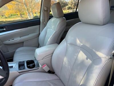 2010 Subaru Outback 2.5i Premium   - Photo 5 - San Jose, CA 95131