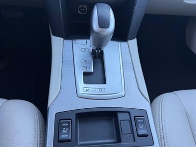 2010 Subaru Outback 2.5i Premium   - Photo 3 - San Jose, CA 95131