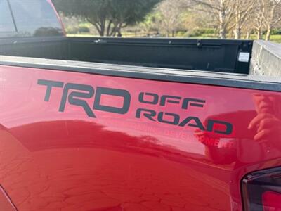 2018 Toyota Tacoma SR5 V6  TRD Off Road - Photo 11 - San Jose, CA 95131