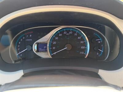 2011 Toyota Sienna Limited  AWD - Photo 17 - San Jose, CA 95131