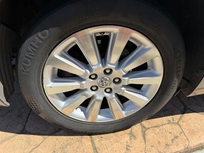 2011 Toyota Sienna Limited  AWD - Photo 16 - San Jose, CA 95131
