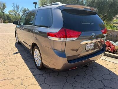 2011 Toyota Sienna Limited  AWD - Photo 3 - San Jose, CA 95131