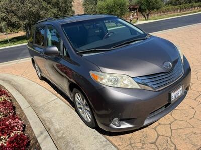 2011 Toyota Sienna Limited  AWD - Photo 5 - San Jose, CA 95131