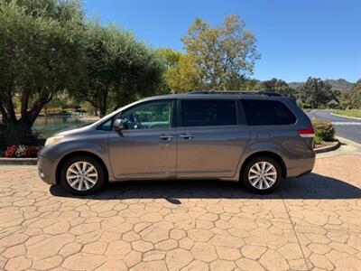 2011 Toyota Sienna Limited  AWD - Photo 2 - San Jose, CA 95131