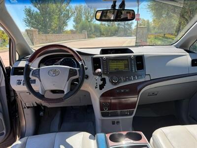 2011 Toyota Sienna Limited  AWD - Photo 9 - San Jose, CA 95131