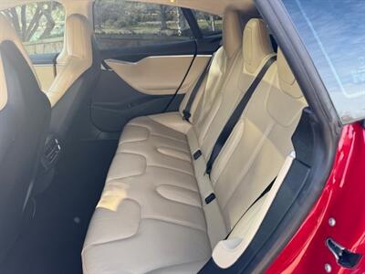 2015 Tesla Model S 85D  AWD - Photo 12 - San Jose, CA 95131