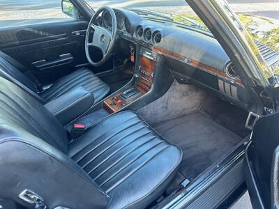 1983 Mercedes-Benz 380SL   - Photo 11 - San Jose, CA 95131