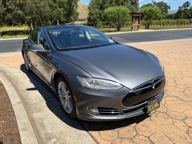 2013 Tesla Model S 85 - Photo 2 - San Jose, CA 95131
