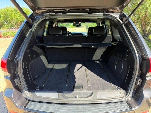 2016 Jeep Grand Cherokee Overland 4WD - Photo 16 - San Jose, CA 95131