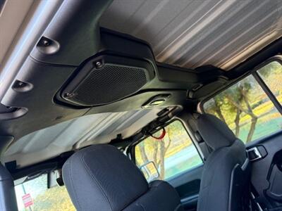 2019 Jeep Wrangler Unlimited Rubicon   - Photo 13 - San Jose, CA 95131