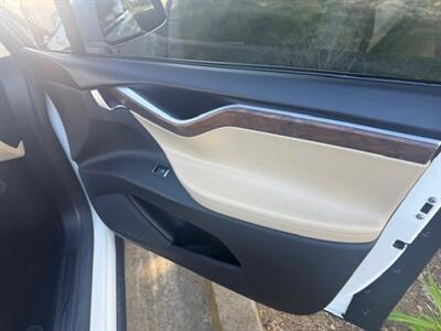 2016 Tesla Model X 75D  AWD - Photo 20 - San Jose, CA 95131