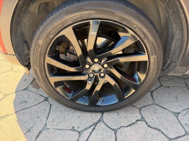 2017 Land Rover Discovery Sport HSE Luxury - Photo 15 - San Jose, CA 95131