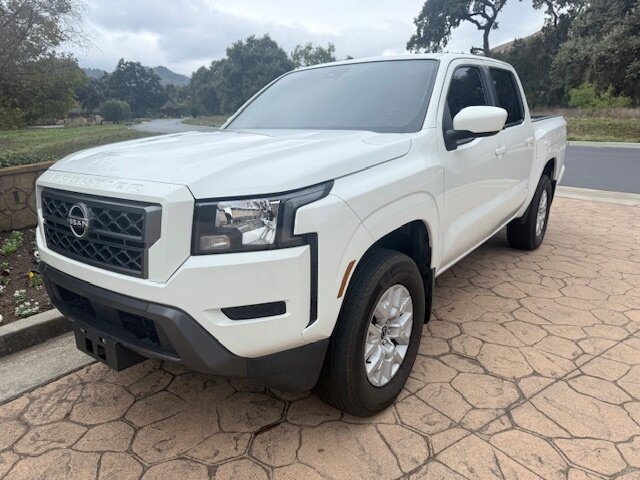 2022 Nissan Frontier SV  4x4