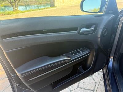 2018 Chrysler 300 Series S - Photo 15 - San Jose, CA 95131