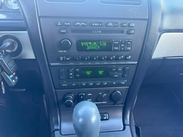 2005 Ford Thunderbird Deluxe - Photo 13 - San Jose, CA 95131