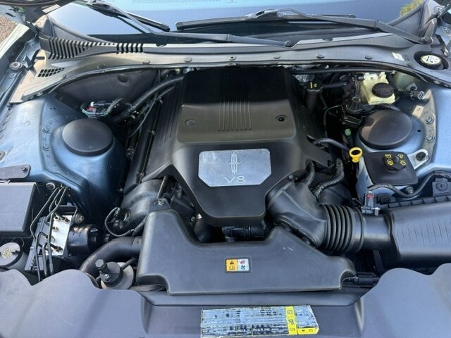 2005 Ford Thunderbird Deluxe - Photo 10 - San Jose, CA 95131