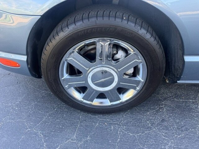 2005 Ford Thunderbird Deluxe - Photo 9 - San Jose, CA 95131