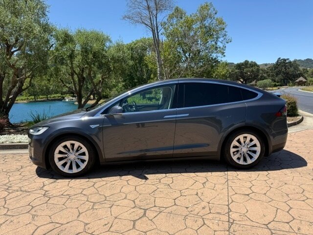 2016 Tesla Model X 90D - Photo 2 - San Jose, CA 95131