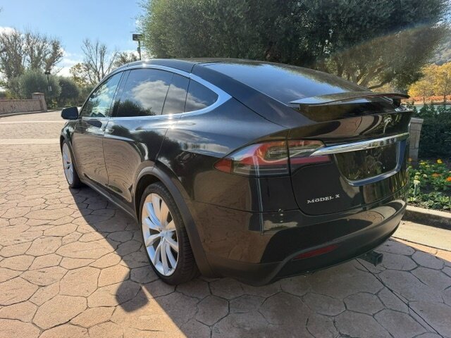 2016 Tesla Model X Signature P90D - Photo 5 - San Jose, CA 95131