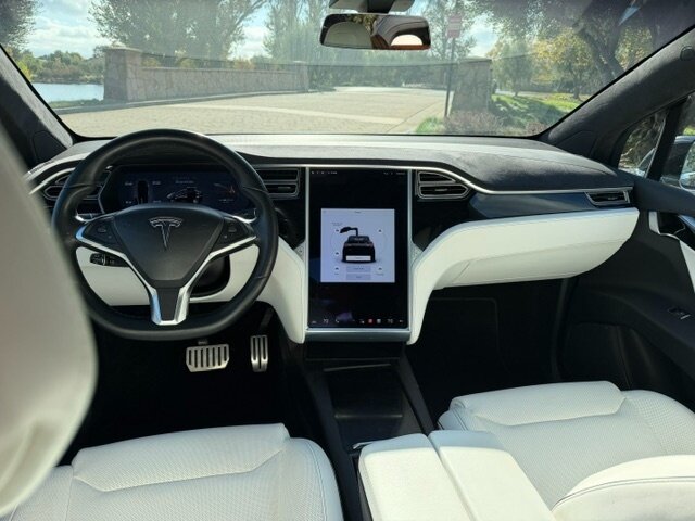 2016 Tesla Model X Signature P90D - Photo 8 - San Jose, CA 95131