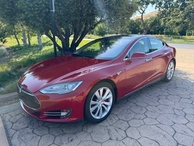 2014 Tesla Model S P85  