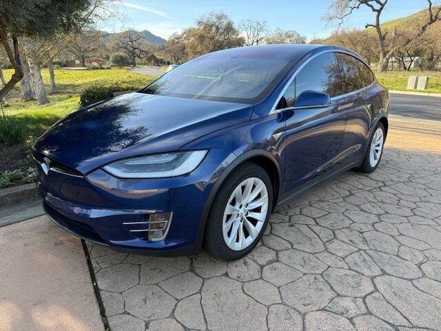 2016 Tesla Model X 90D  AWD - Photo 1 - San Jose, CA 95131