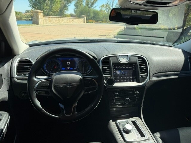 2019 Chrysler 300 Series Touring - Photo 10 - San Jose, CA 95131