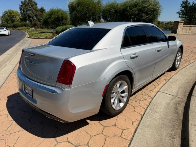 2019 Chrysler 300 Series Touring - Photo 7 - San Jose, CA 95131