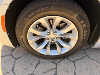 2019 Chrysler 300 Series Touring - Photo 9 - San Jose, CA 95131