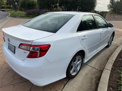 2012 Toyota Camry SE - Photo 4 - San Jose, CA 95131