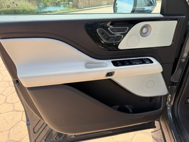 2020 Lincoln Aviator Black Label Grand Touring - Photo 11 - San Jose, CA 95131