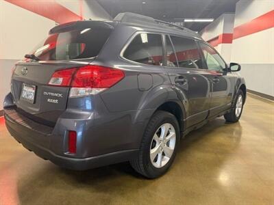 2014 Subaru Outback 2.5i Premium   - Photo 11 - San Jose, CA 95131