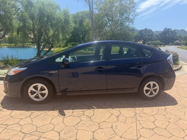 2015 Toyota Prius Two - Photo 2 - San Jose, CA 95131