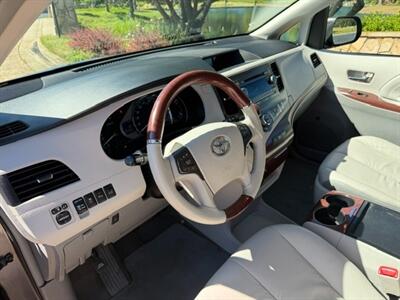 2011 Toyota Sienna XLE 8-Passenger - Photo 6 - San Jose, CA 95131